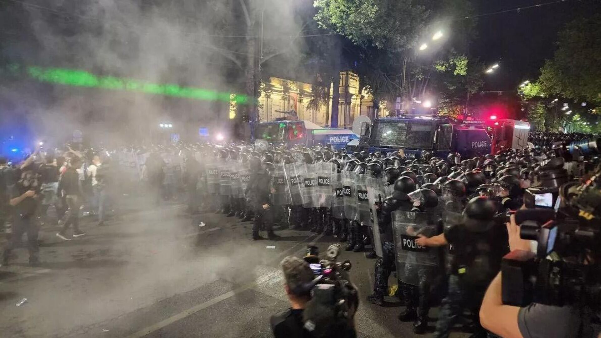 Tbilisidə aksiya: Polislə etirazçılar arasında toqquşma olub