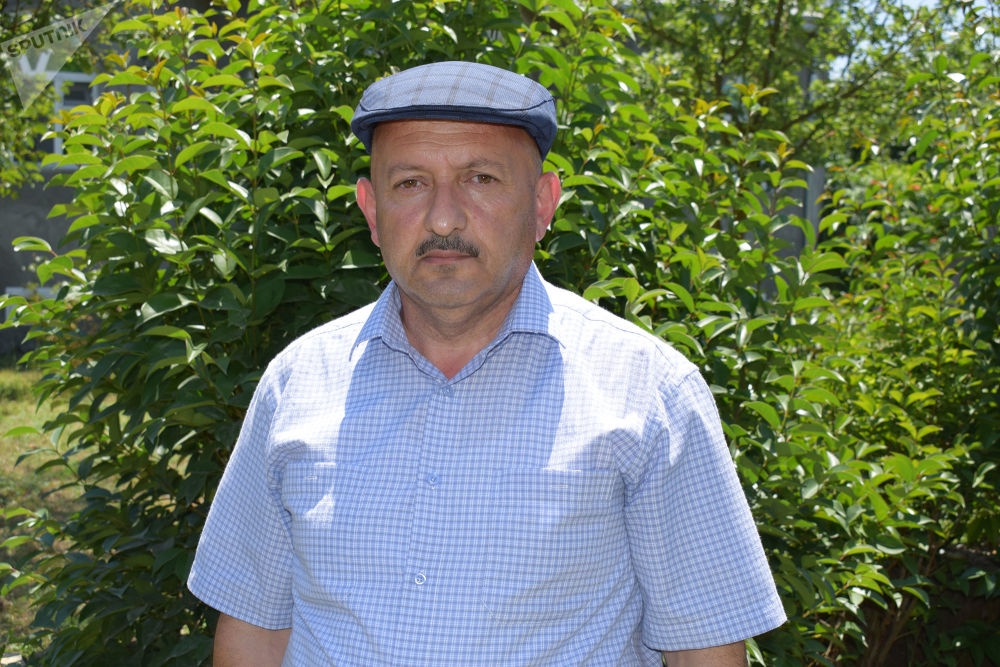 52 yaşında məzun olan baba: "Tələbə yoldaşım qızları qızım kimi görürdüm" - FOTO