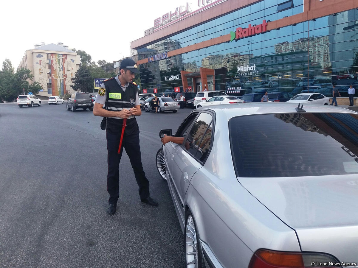 Yasamal polisi reyd keçirdi: 45 avtomobil saxlanıldı - SƏBƏB (FOTO)