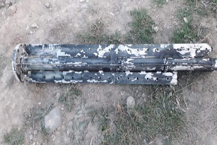 ANAMA raket atəşinə tutulmuş Bərdənin kəndlərində kasetli bombanın qalıqlarını aşkarlayıb - FOTO