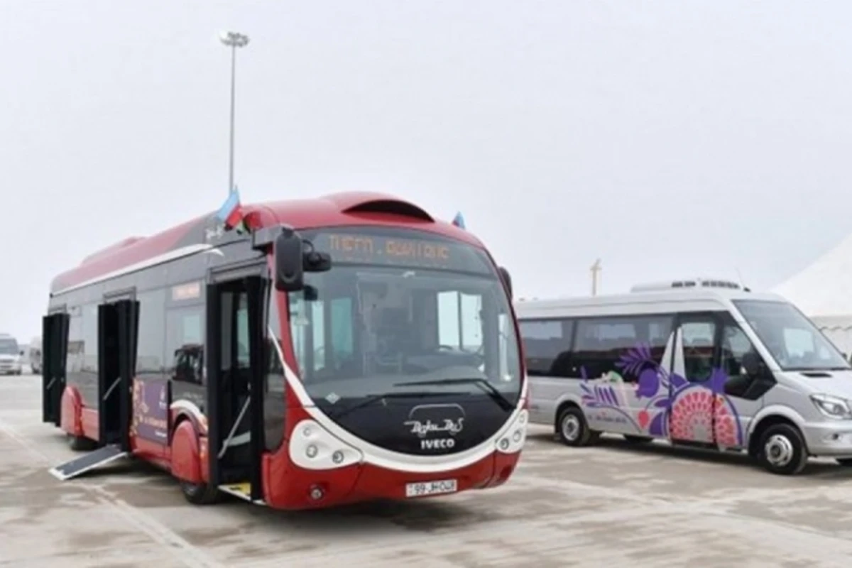 Aeroportdan şəhərə yeni avtobuslar fəaliyyətə başladı