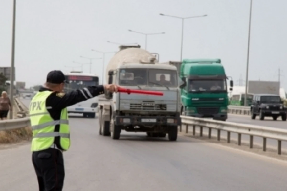 Yol polisindən xəbərdarlıq: Sumqayıt və Abşeron maşınları Bakıya buraxılmayacaq