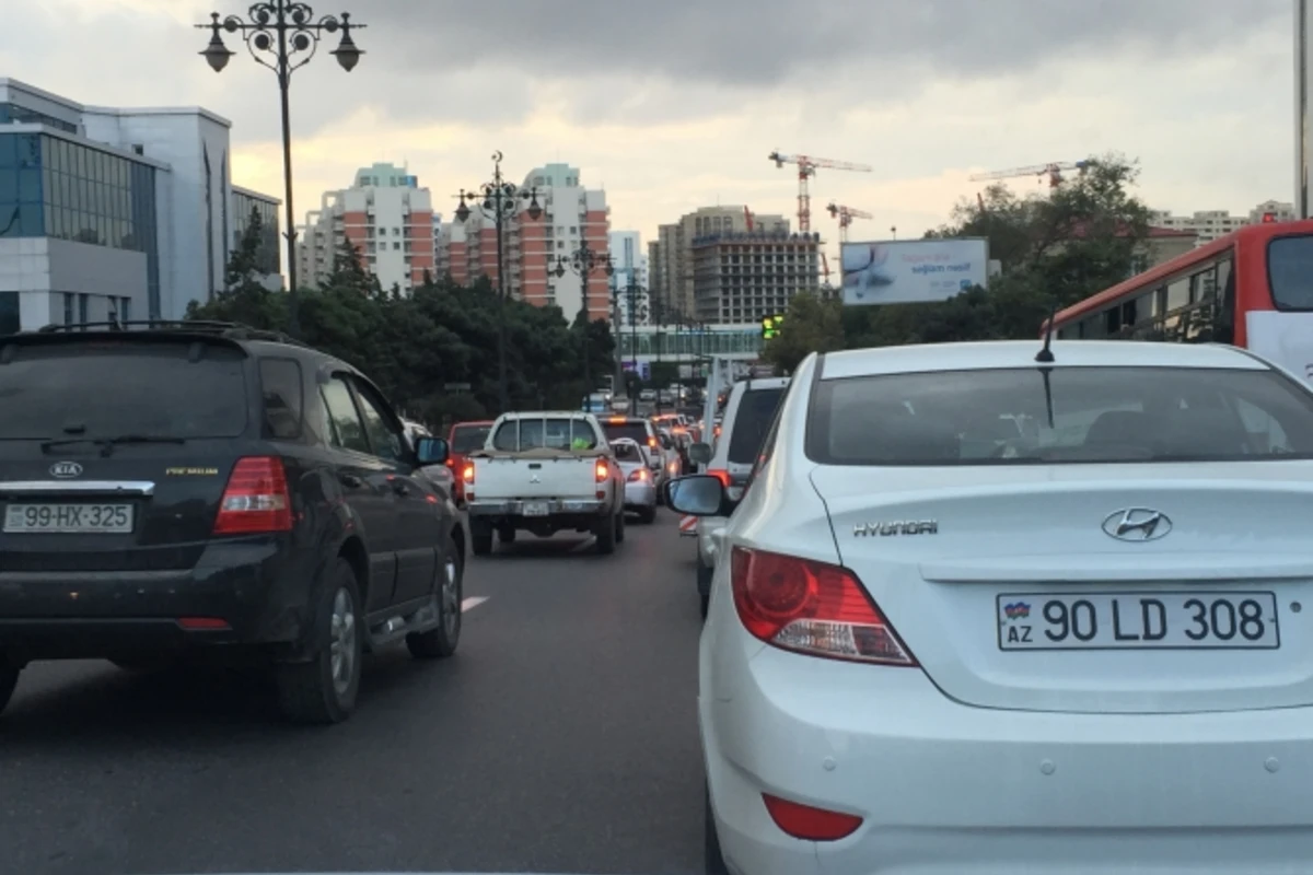 Bakı-Sumqayıt yolunda böyük tıxac (FOTO)