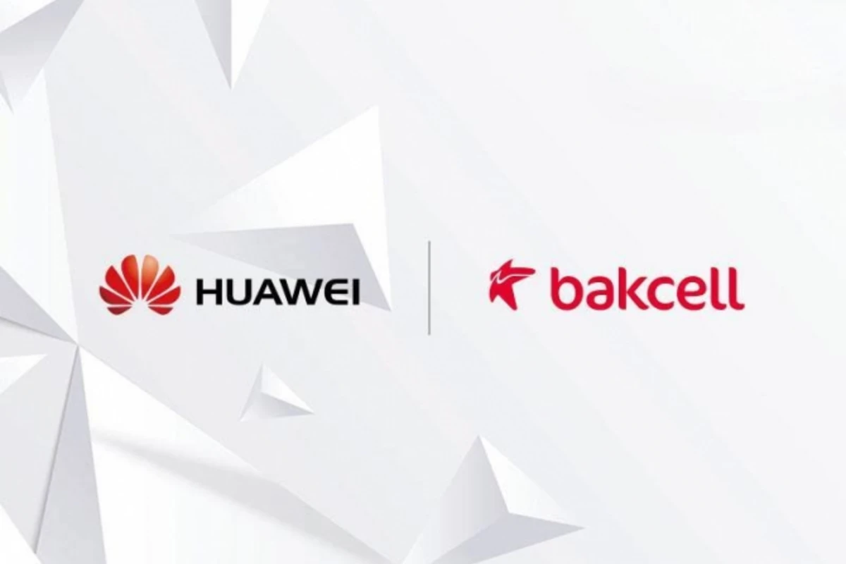 Huawei və Bakcell uğurlu tələbələri təşviq edir