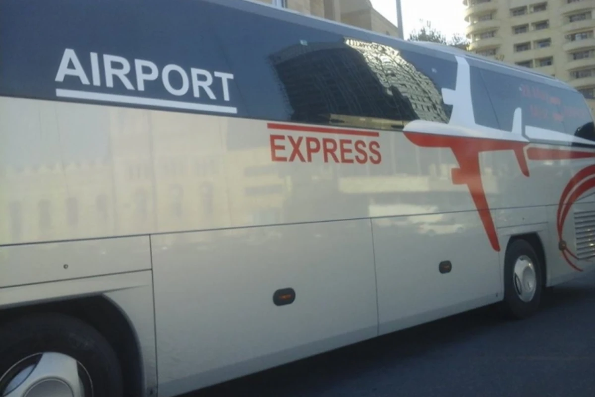 Bakıda ilk dəfə tualetli sərnişin avtobusları xəttə buraxıldı (FOTO)