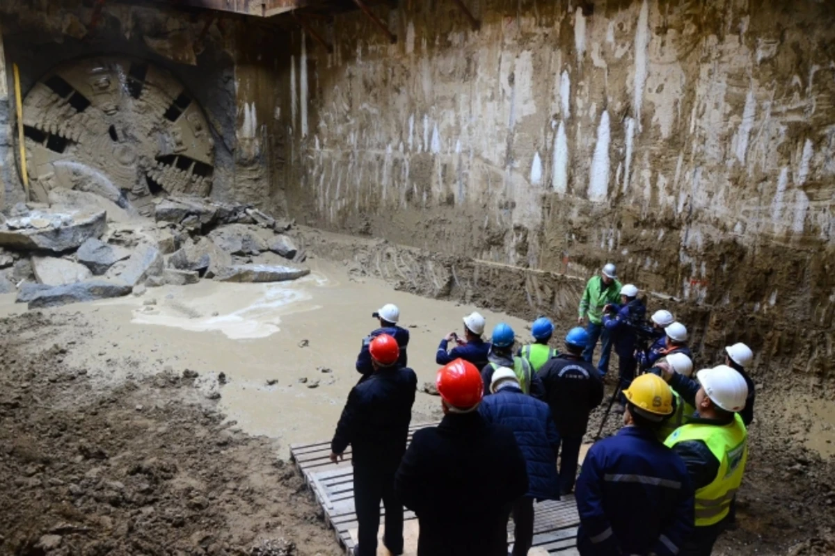 Bakıda metro stansiyalarının tikintisində yenilik (FOTO)