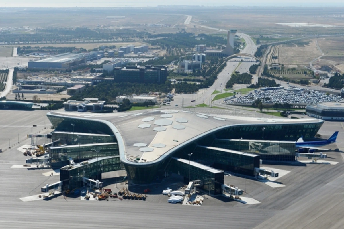 Azərbaycan aeroportlarında təhlükəsizlik tədbirləri gücləndirildi