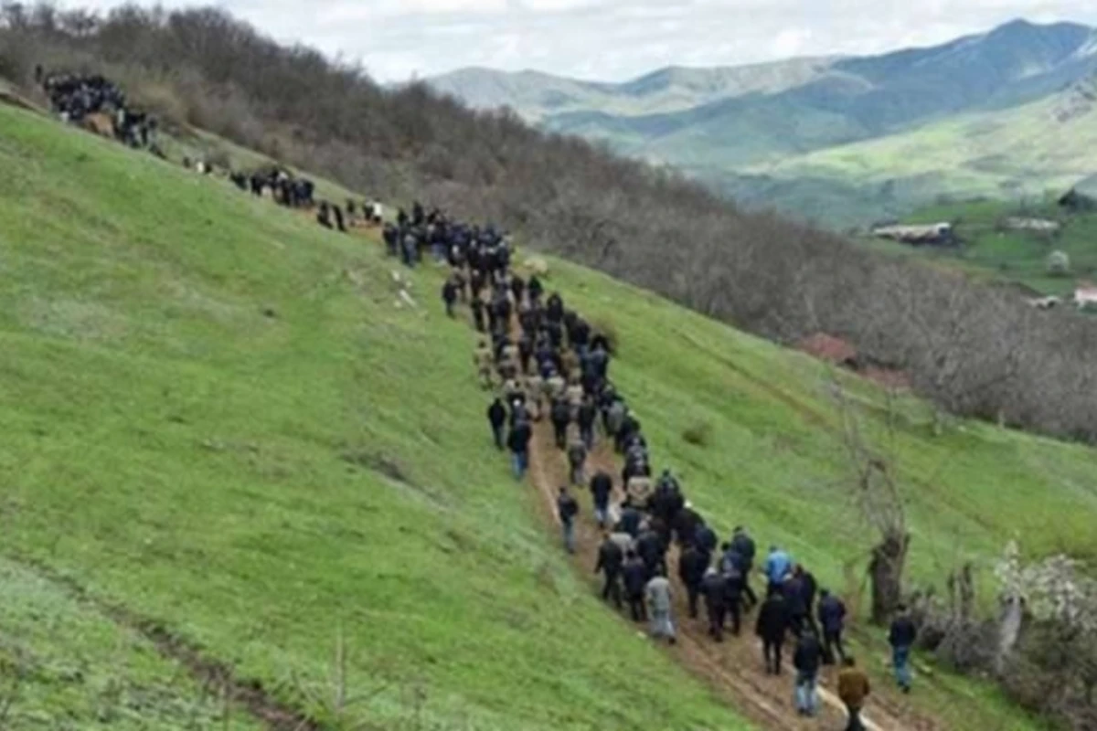 Erməni əhalisi kütləvi şəkildə Qarabağdan qaçır