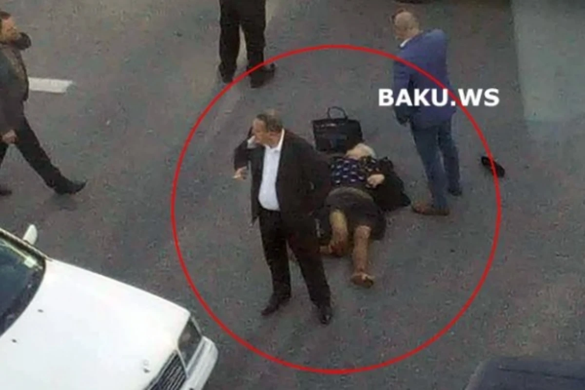 Bakıda yolu keçərkən ayağı qopan qadından xəbər var (FOTO)