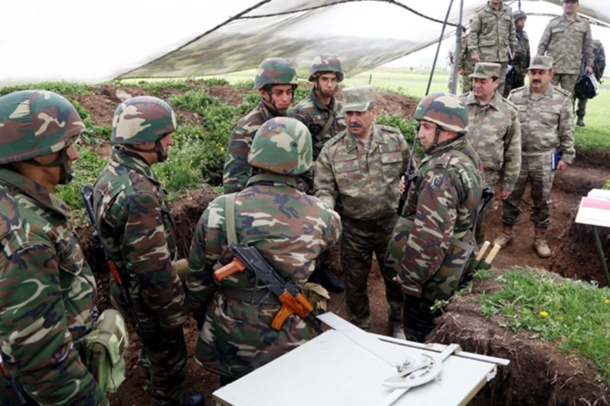 Zakir Həsənov orduya döyüşə hazır ol əmri verdi (FOTO)