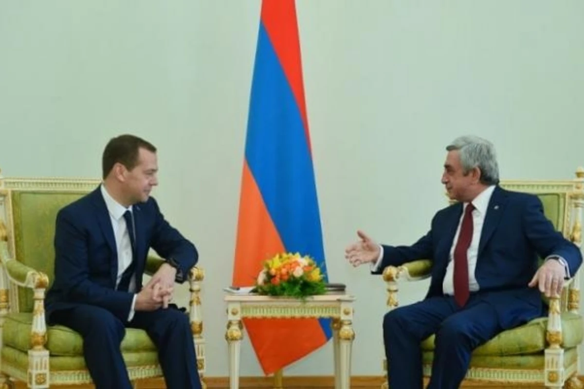 Medvedev: Rusiya Qarabağ münaqişəsinin həllində kömək etməyə hazırdır