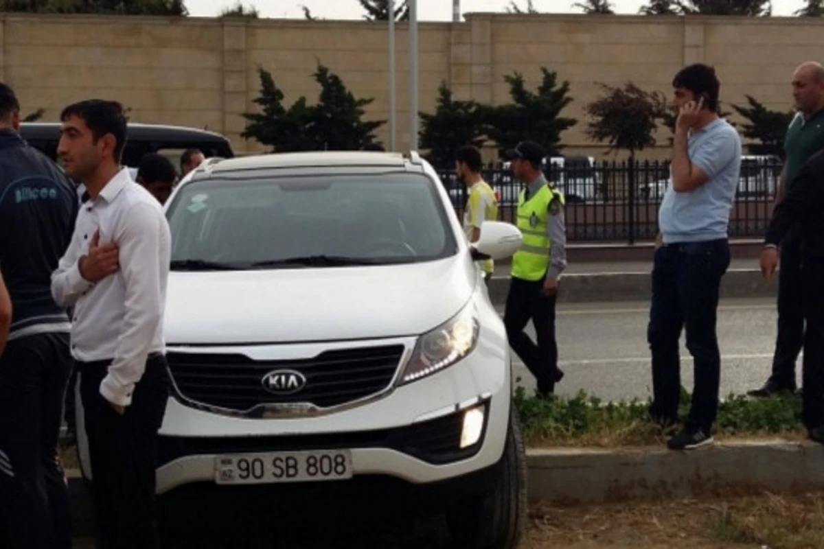 Bakıda polisi bir-birinə vuran “avtoş” belə tutuldu - VİDEO