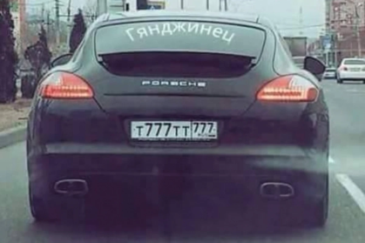 Gəncəli sürücü Rusiyada Porsche ilə belə etdi - FOTO