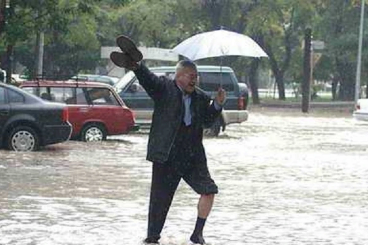 Hava soyuyacaq: dolu düşəcək, leysan yağacaq