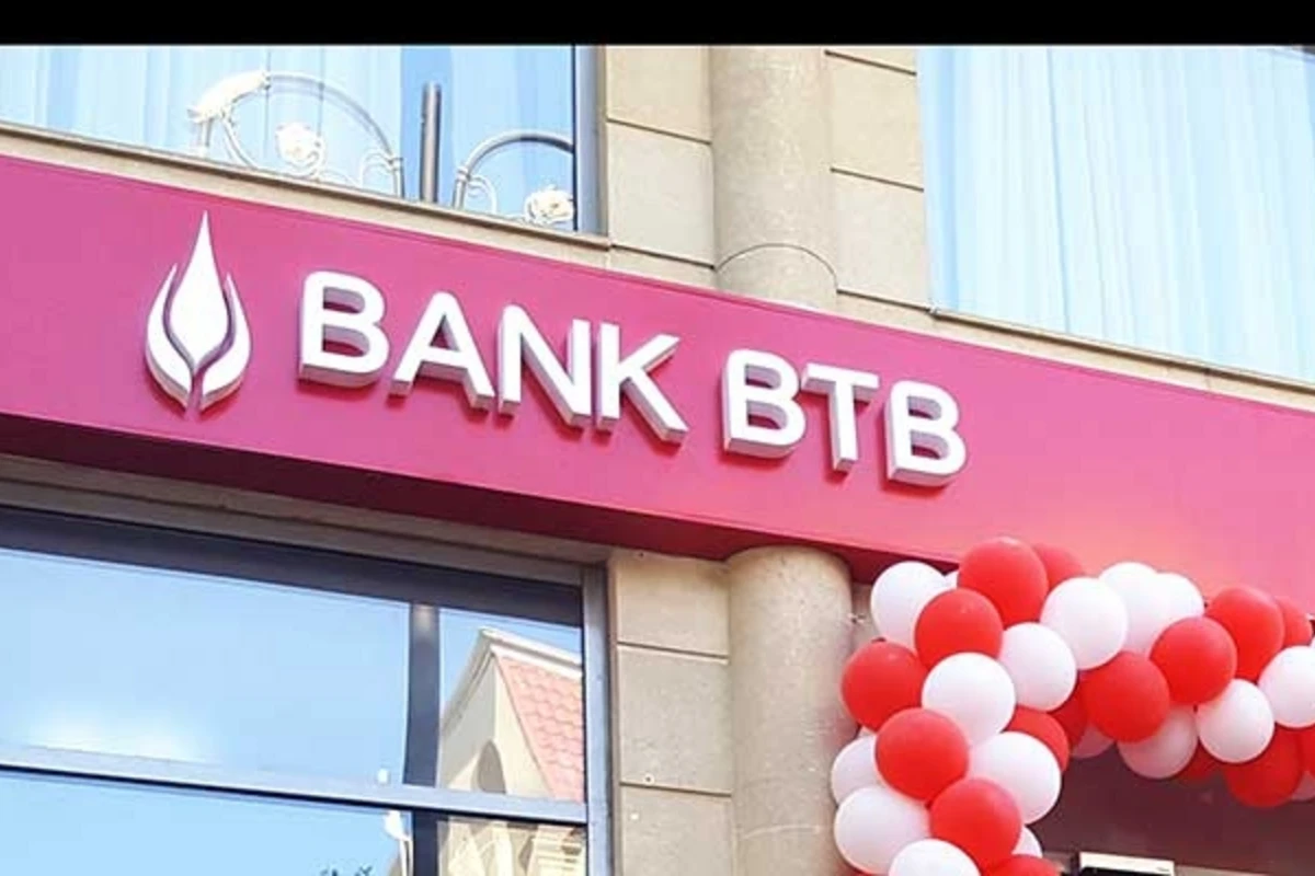 Bank əməkdaşları müştərini döydü - Azərbaycanda şok