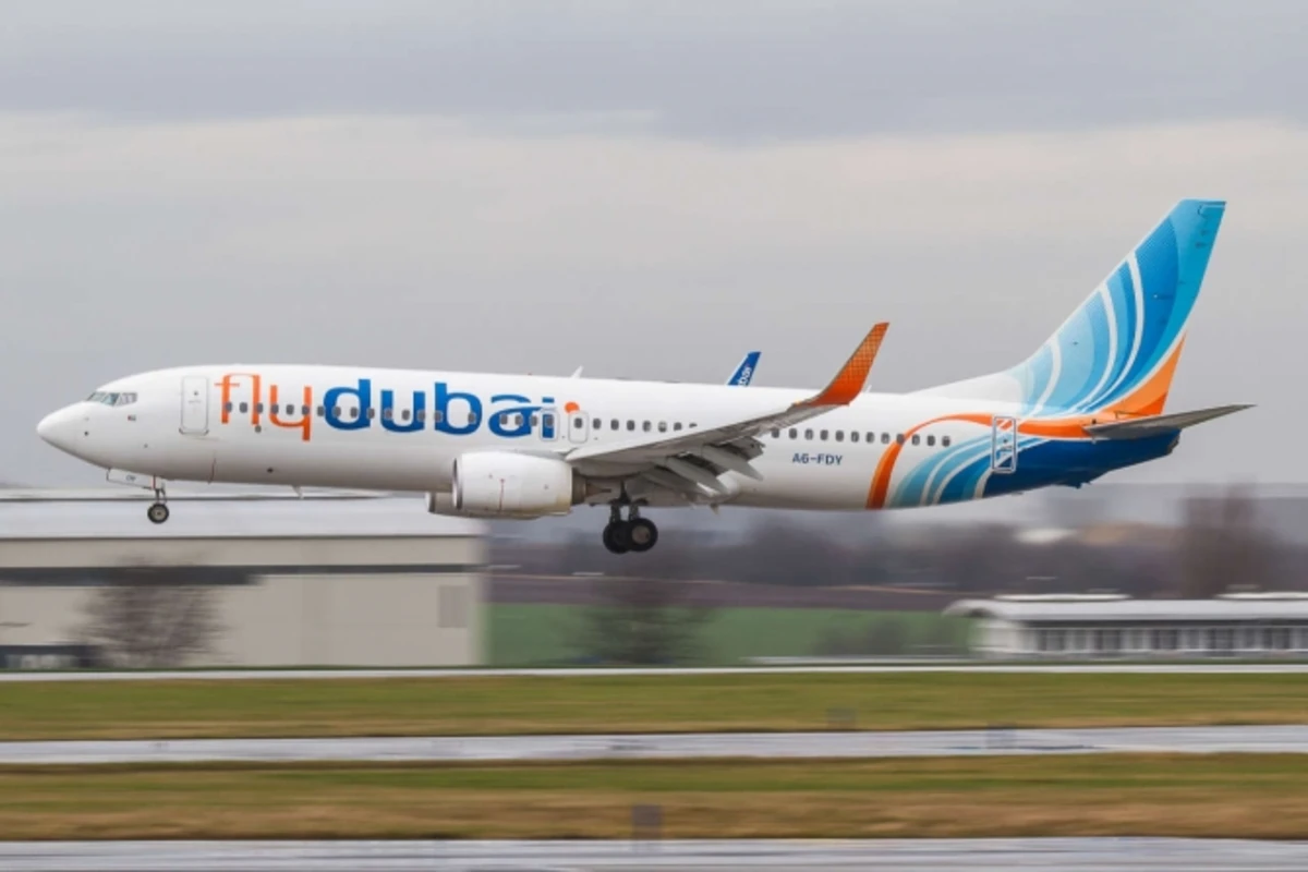 FlyDubai bütün reyslərini təxirə saldı