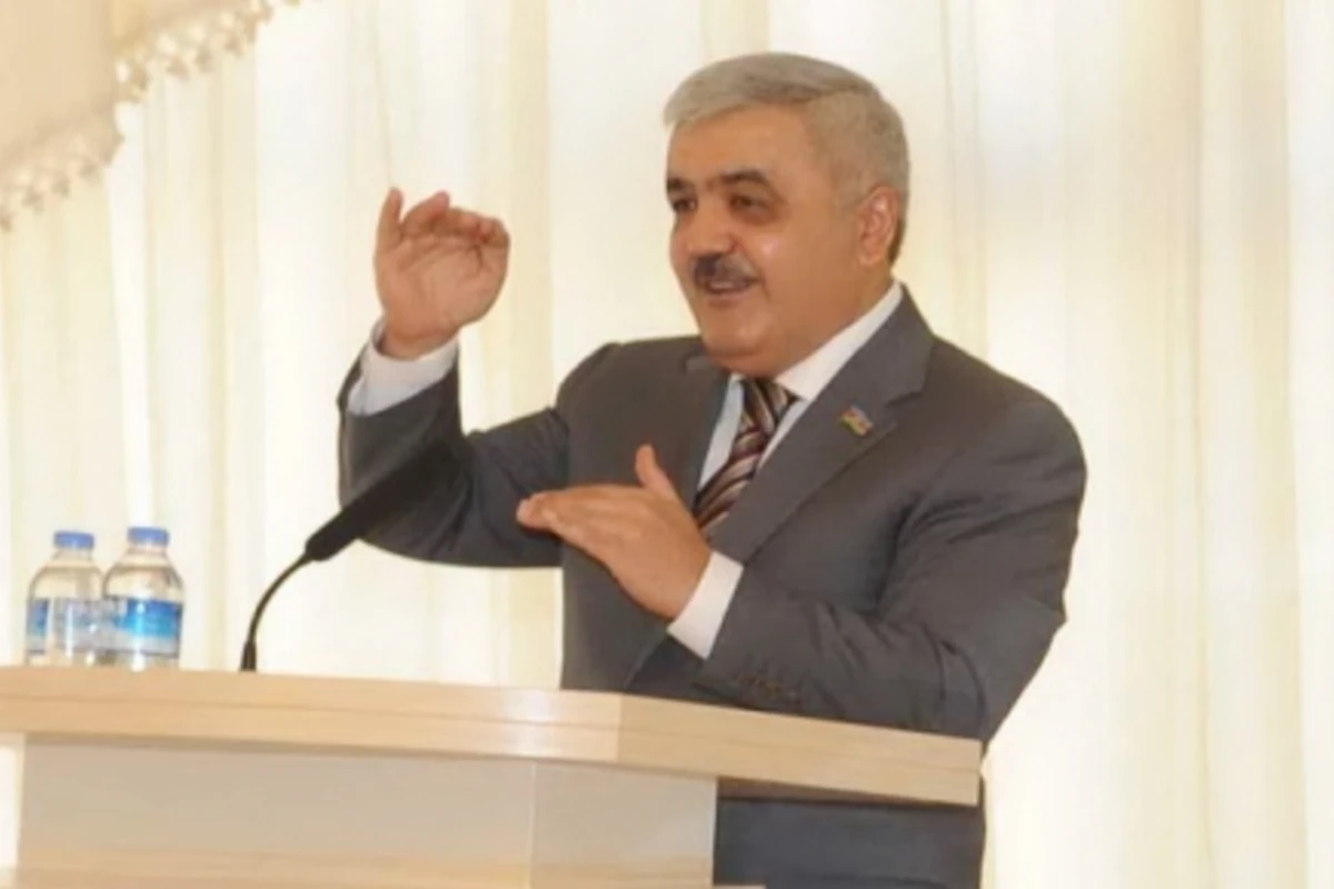 “Bizdə benzinin qiyməti çox ucuzdur” - Rövnəq Abdullayev