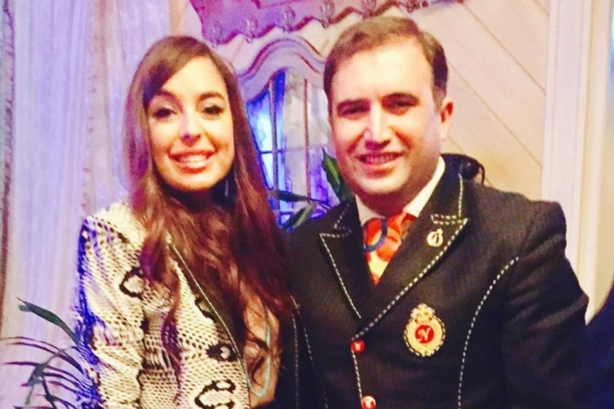 Hacı Nuran: Leyla Əliyeva insanları bu geyimlərdən imtina etməyə çağırır (FOTO)