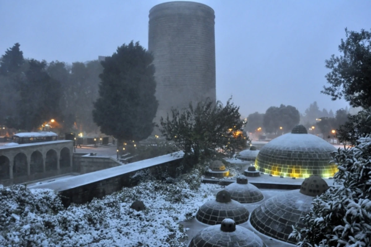 Sabah Bakıya qar yağacaq, temperatur 0° olacaq