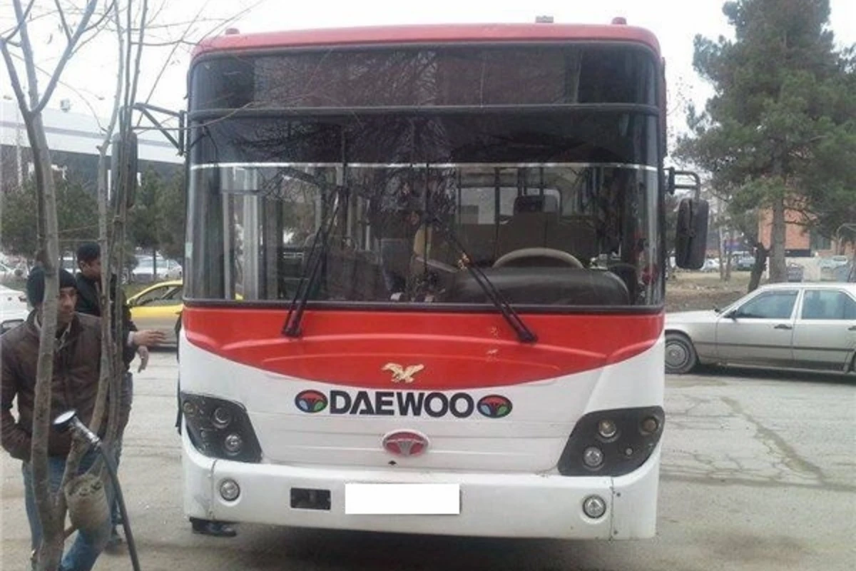 Bakıda sərnişin avtobusu sərxoş vətəndaşı vurdu