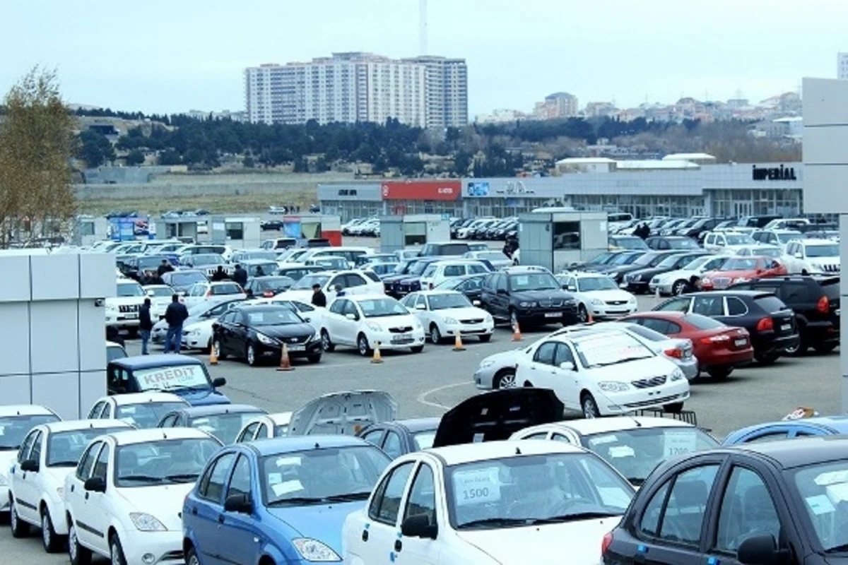 Maşın bazarında son vəziyyət: “Mercedes ML” 10 min, “Hyundai Accent” 13 min AZN...