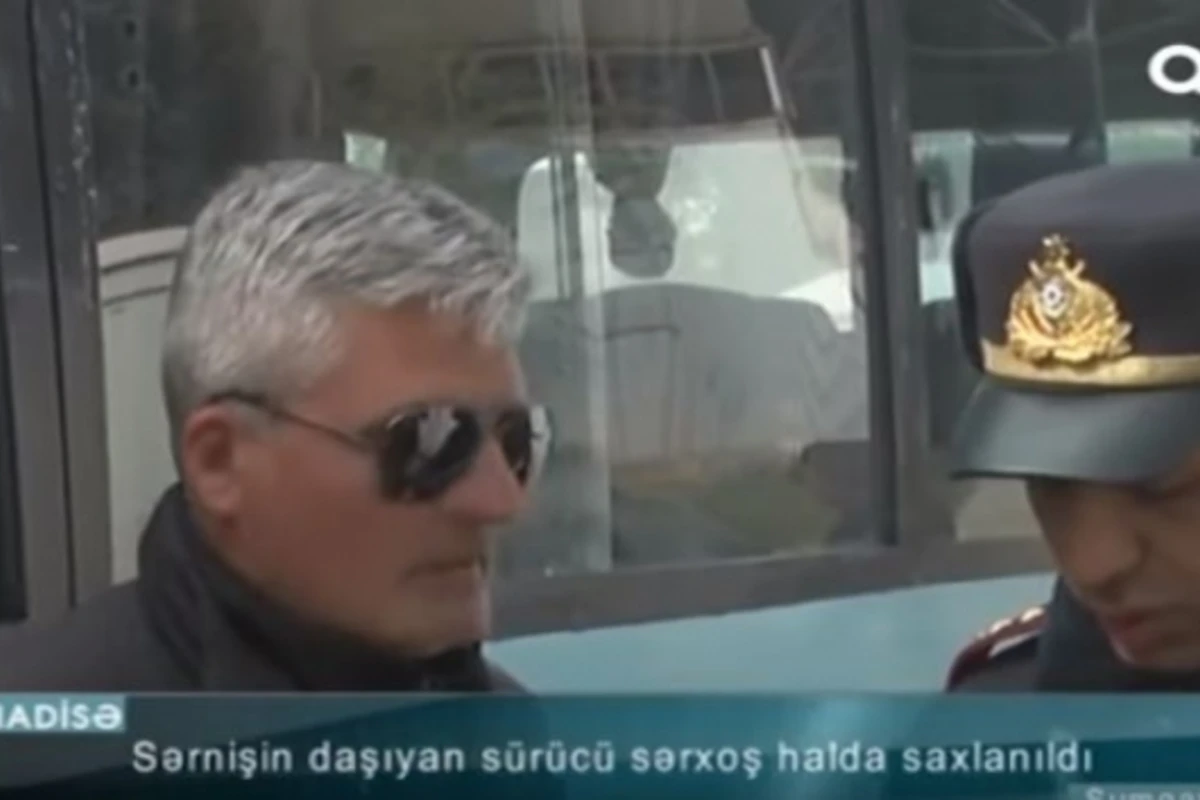 “2 bakal pivə ilə nə olur?” - Sərxoş sürücü polislə mübahisə etdi - VİDEO