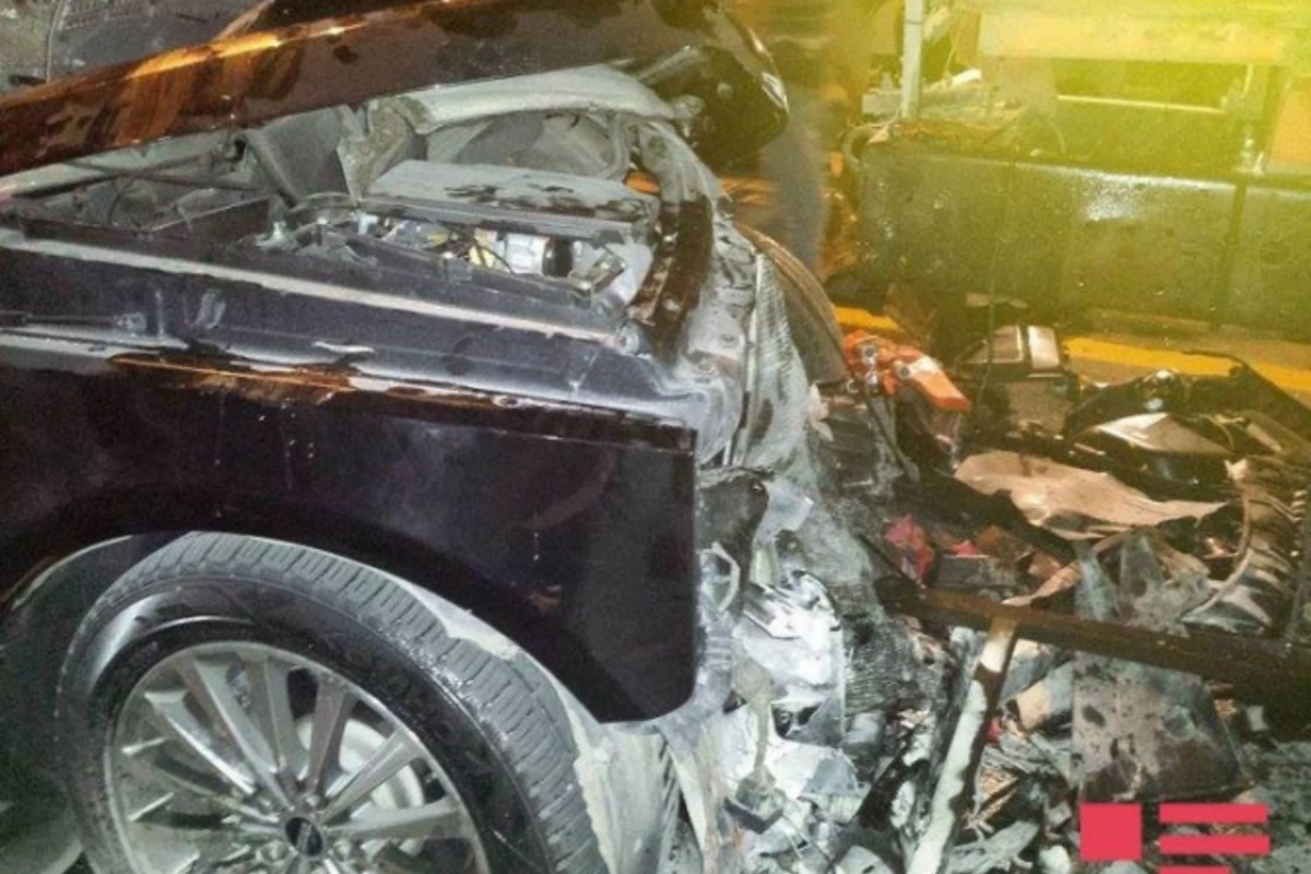 Bakıda Range Rover KamAZla toqquşdu, Yol Polisi İdarəsinin şöbə rəisi yaralandı (FOTO)