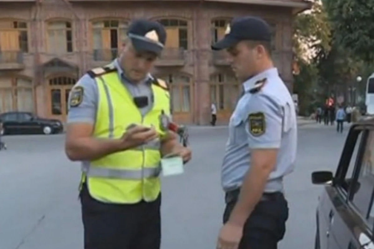 Yol polisinin reydi zamanı polis saxlanıldı - (VİDEO, FOTO)