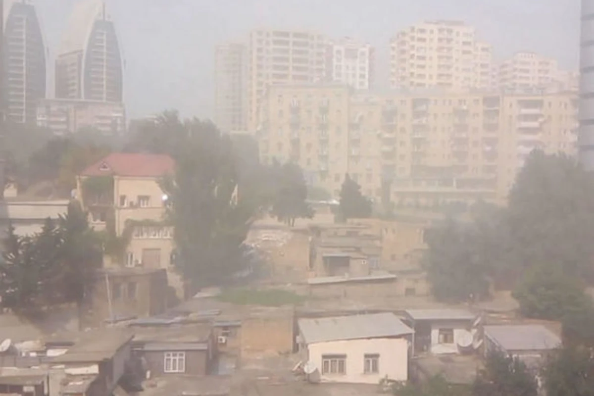 Bakını bürüyən tozla bağlı RƏSMİ AÇIQLAMA