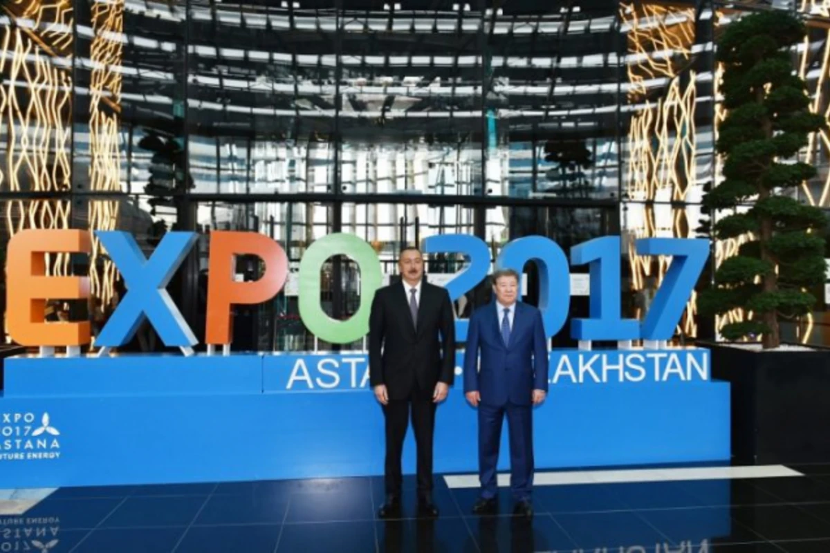 İlham Əliyev “EXPO 2017 Astana” sərgisində Azərbaycan və Qazaxıstan pavilyonları ilə tanış olub - FOTO