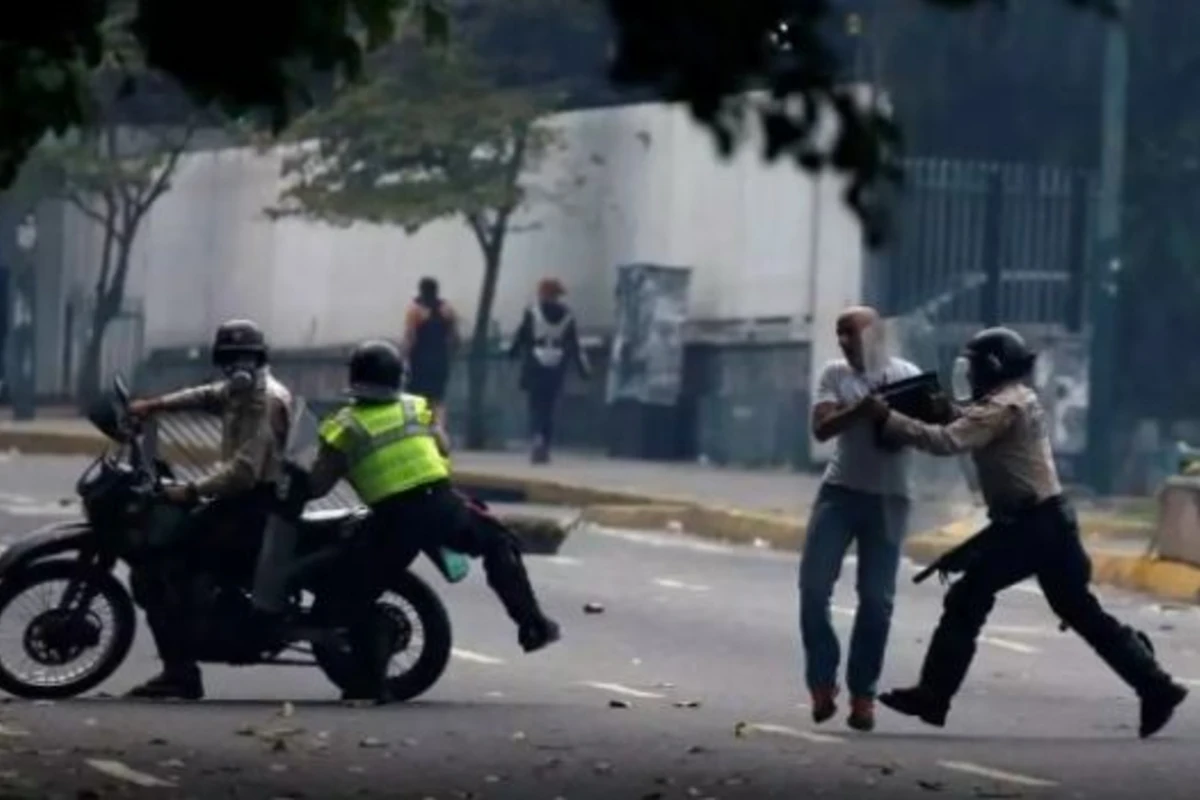 Sumqayıtdakı polislərin yaralandığı silahlı hücumla bağlı RƏSMİ AÇIQLAMA