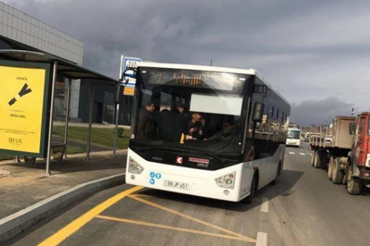 Bakıda yeni avtobuslar istifadəyə verildi (FOTO)