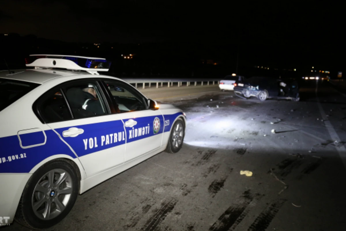 Bakıda yol buz bağladı - zəncirvari qəzaya oldu - FOTO