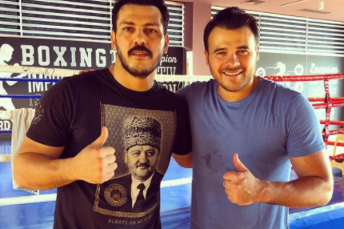 Emin Ağalarov Zabit Səmədovla Bakıda məşq etdi