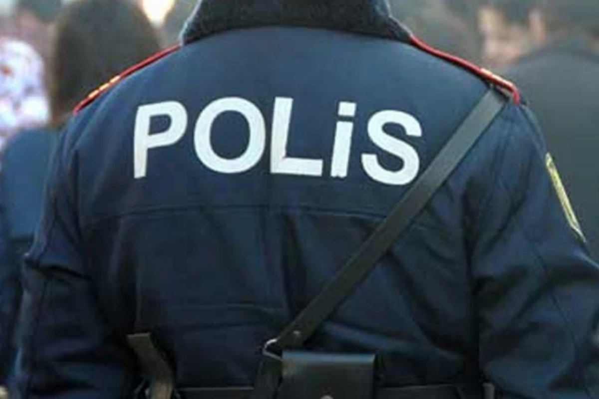 Azərbaycanda Polis Şöbəsinin əməkdaşı döyülüb