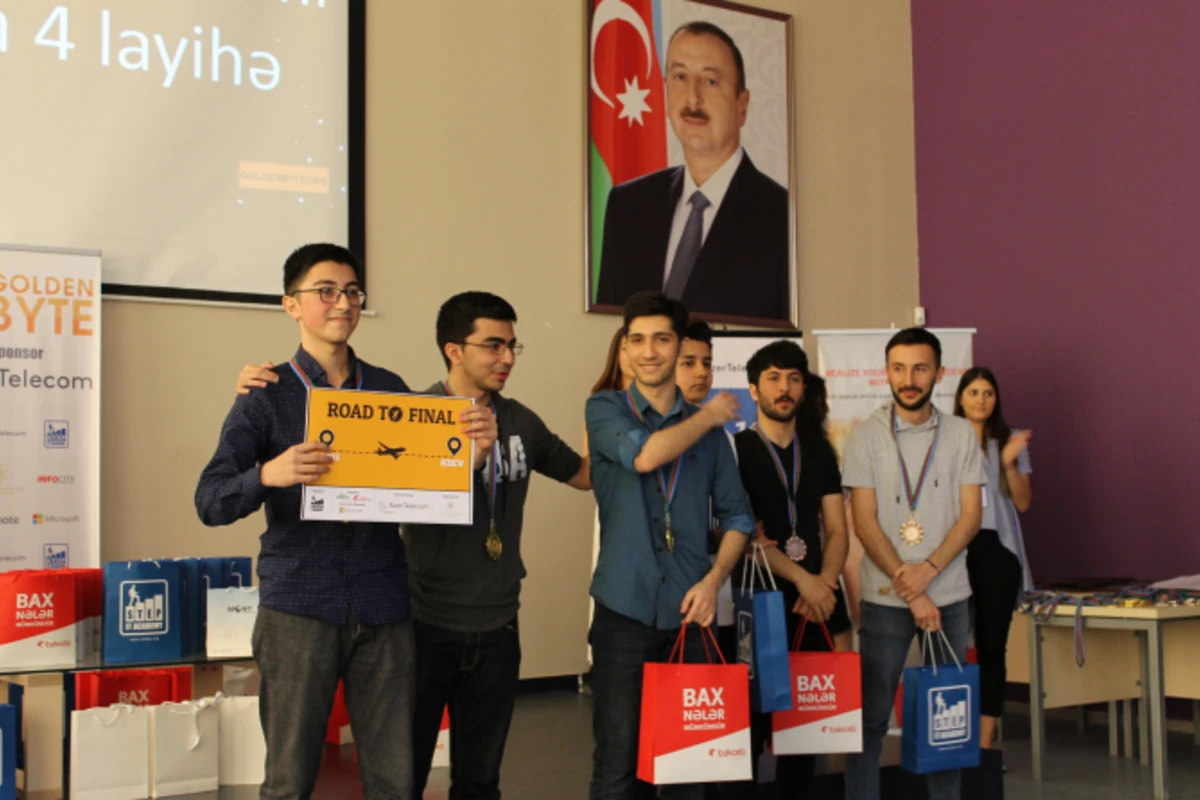 “AppLab” iştirakçıları “GoldenByte 2018” müsabiqəsinin regional finalında qalib gəldilər