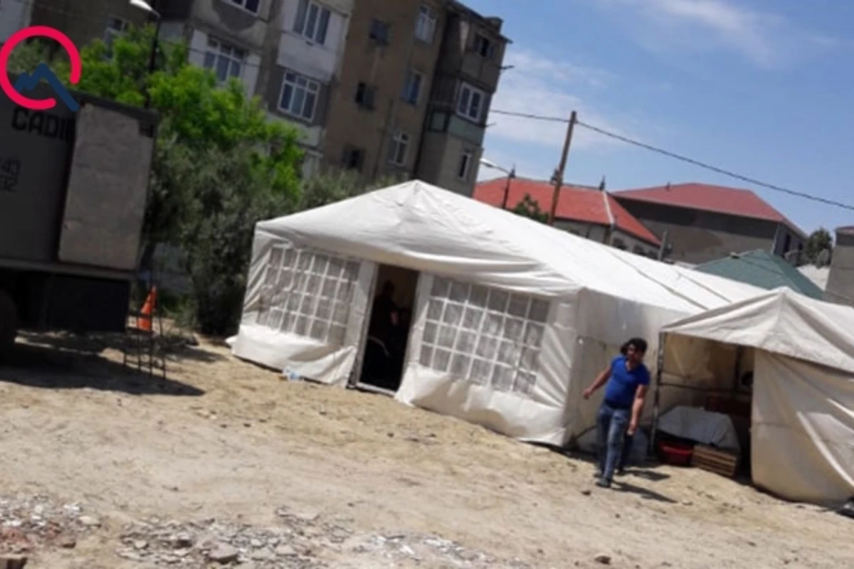 Bakıdakı dəhşətli cinayətin TƏFƏRRÜATI - Ata 8 yaşlı oğlunun gözü qarşısında arvadını öldürdü