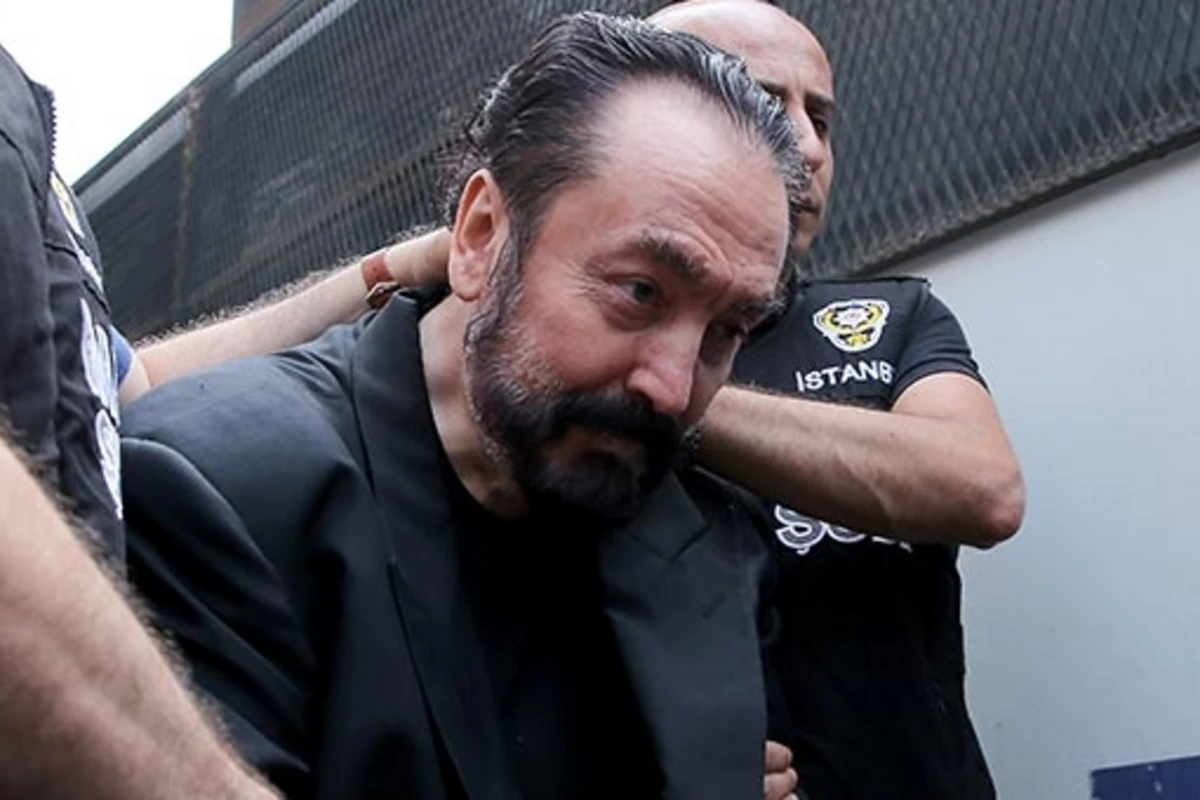 Adnan Oktar qardaşı qızlarına təcavüz edib, anasını isə... ŞOK MƏLUMATLAR – FOTO