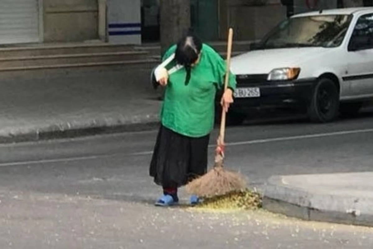 Dövlət qurumu qolu sınıq süpürgəçi ilə bağlı hərəkətə keçdi – RƏSMİ AÇIQLAMA