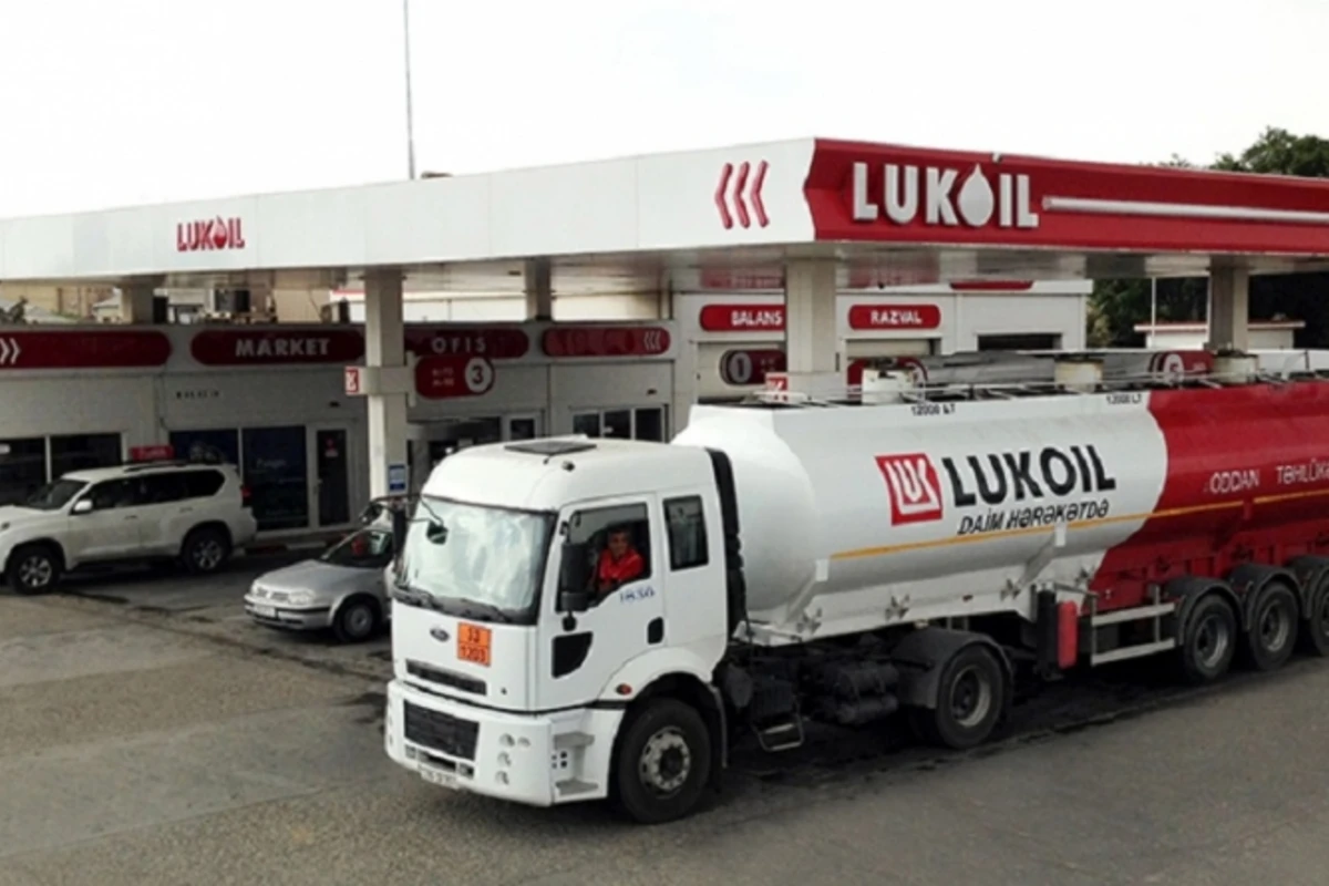 LukOil-dan bezin fırıldağı - FOTOFAKT