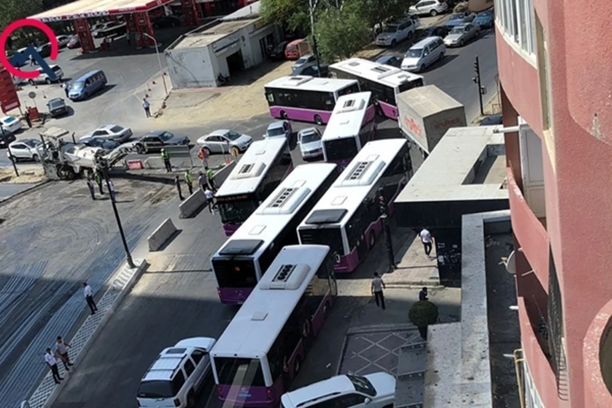 Bakıda bu yollarda hərəkət iflic oldu - FOTO