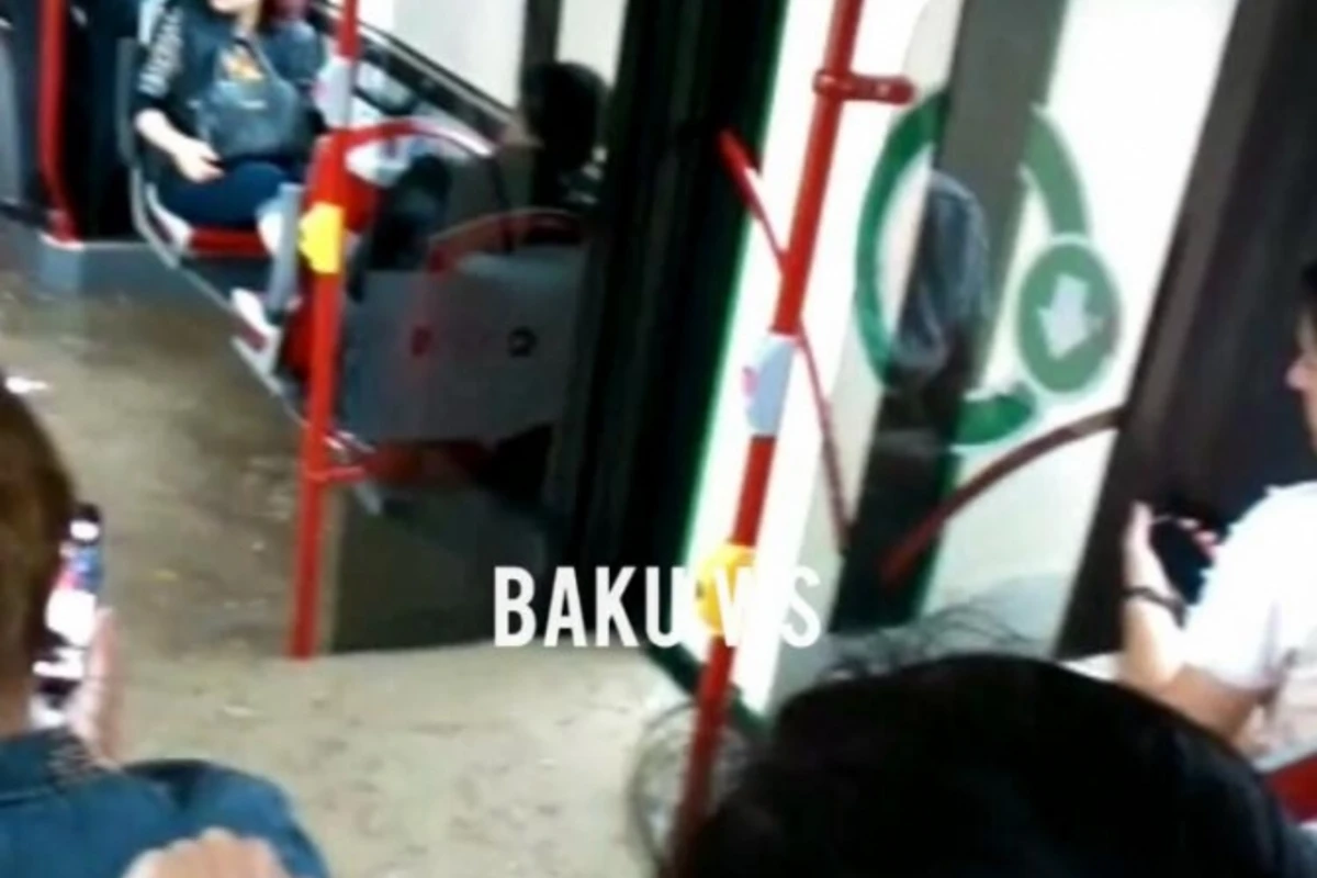 Bakıda avtobusları su basdı - bu ərazidə hərəkət tam dayandırıldı (VİDEO)