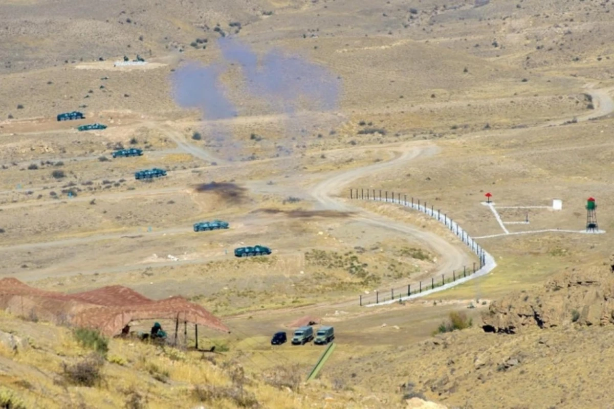 Naxçıvan Qarnizonu qoşunlarının birgə təlimi keçirilib - FOTO