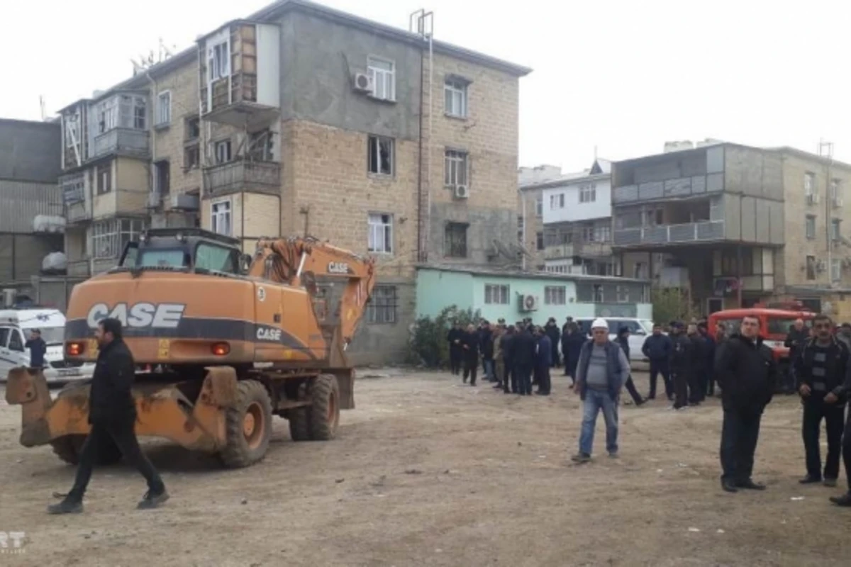 SON DƏQİQƏ - Gəncədə güclü partlayış, dağıntılar altında qalanlar var (YENİLƏNİB)