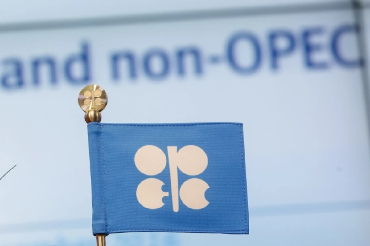 OPEC noyabrda neft hasilatını sutkada 11 min barel azaldıb