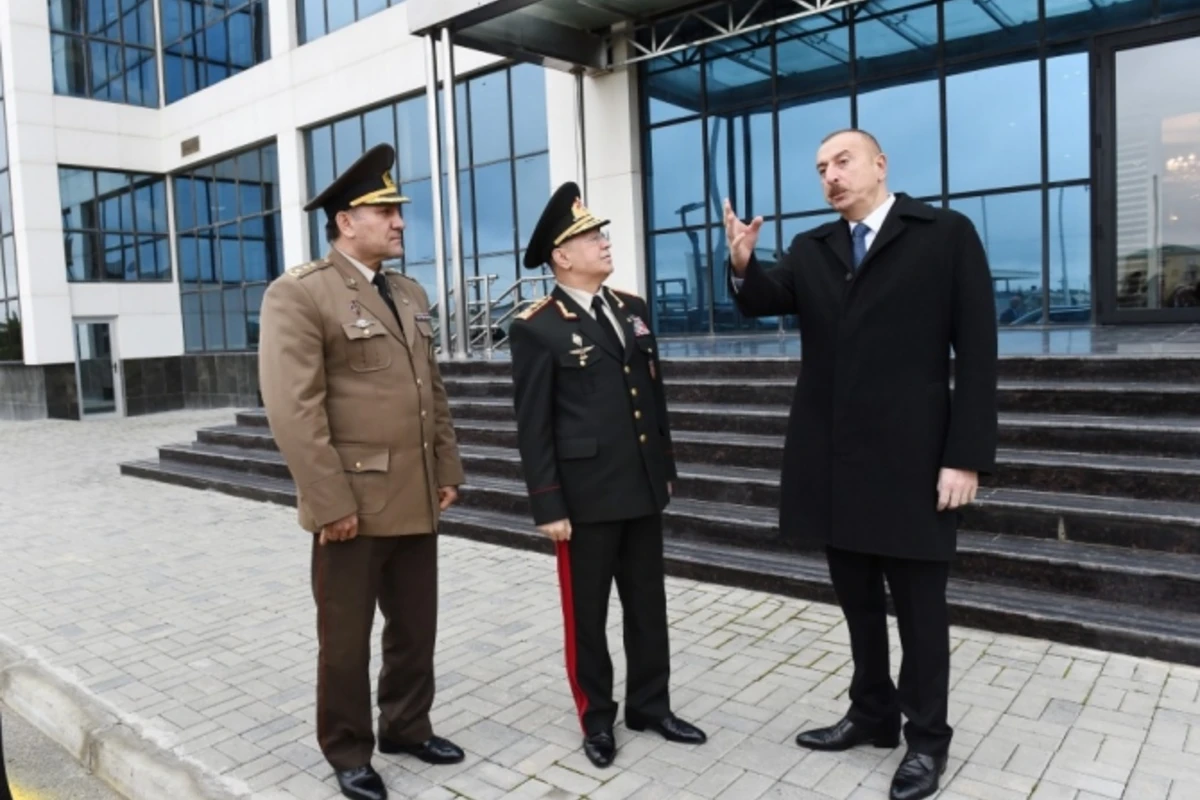 Prezident FHN-nin idman-sağlamlıq klubunun açılışında - FOTO