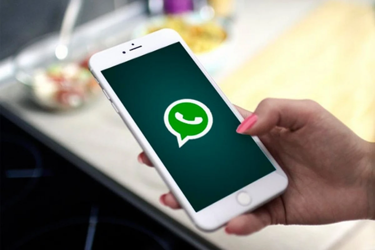 WhatsAppla bağlı ŞOK İDDİA: Mesajlarımız başqalarına gedə bilər