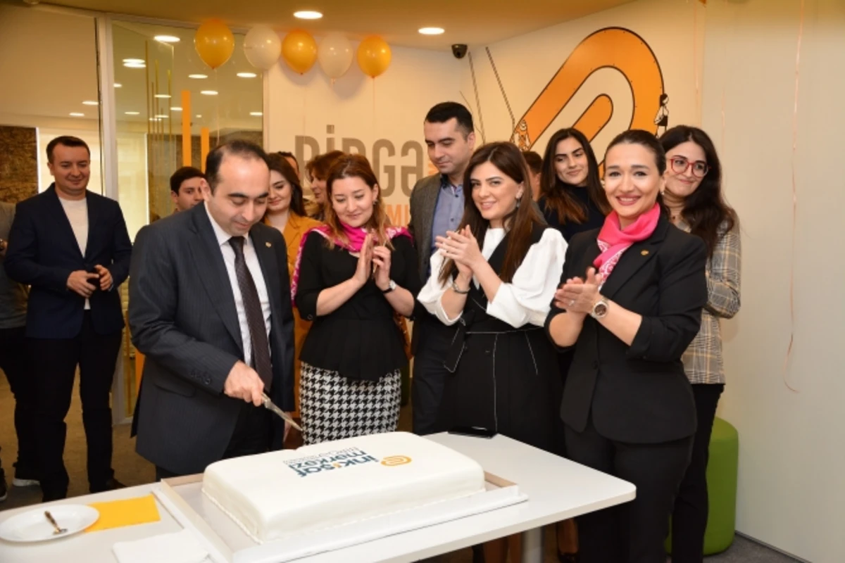 Expressbank əməkdaşları üçün yeni inkişaf mərkəzini istifadəyə verdi - FOTO