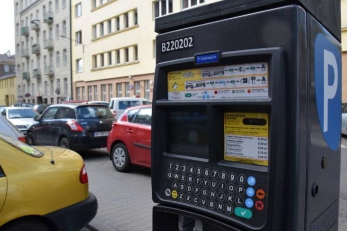 Bakıda pulsuz parklanmaya icazə verildi - Talon alınmasının QAYDASI