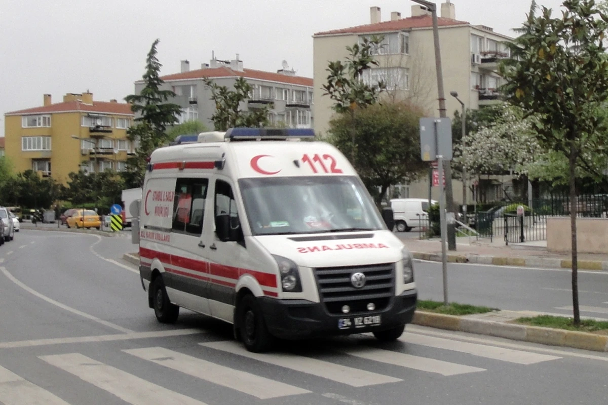 Türkiyədə avtobusu daşa basdılar - azərbaycanlı xəstəxanalıq oldu